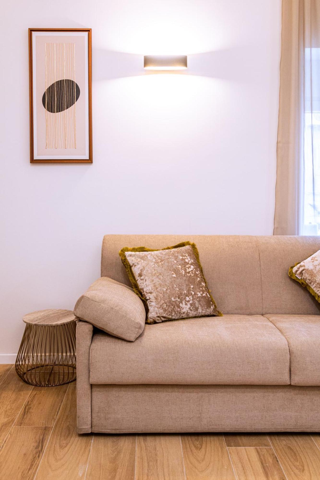 Apartment Luxury 2 Bedroom-2 Bathroom With Rooftop Terrace & Luxury App *