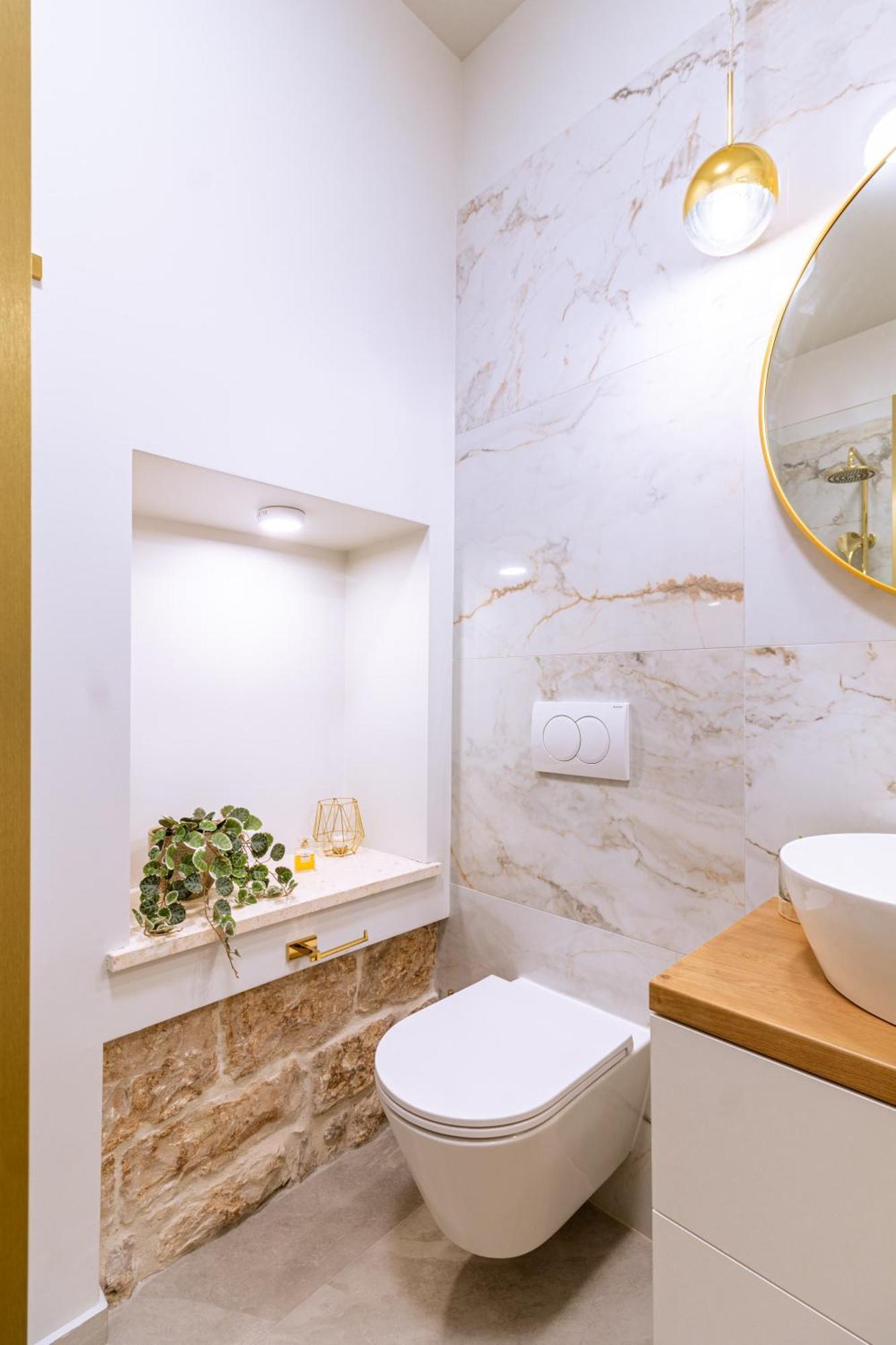 Luxury 2 Bedroom-2 Bathroom With Rooftop Terrace & Luxury App Apartment *